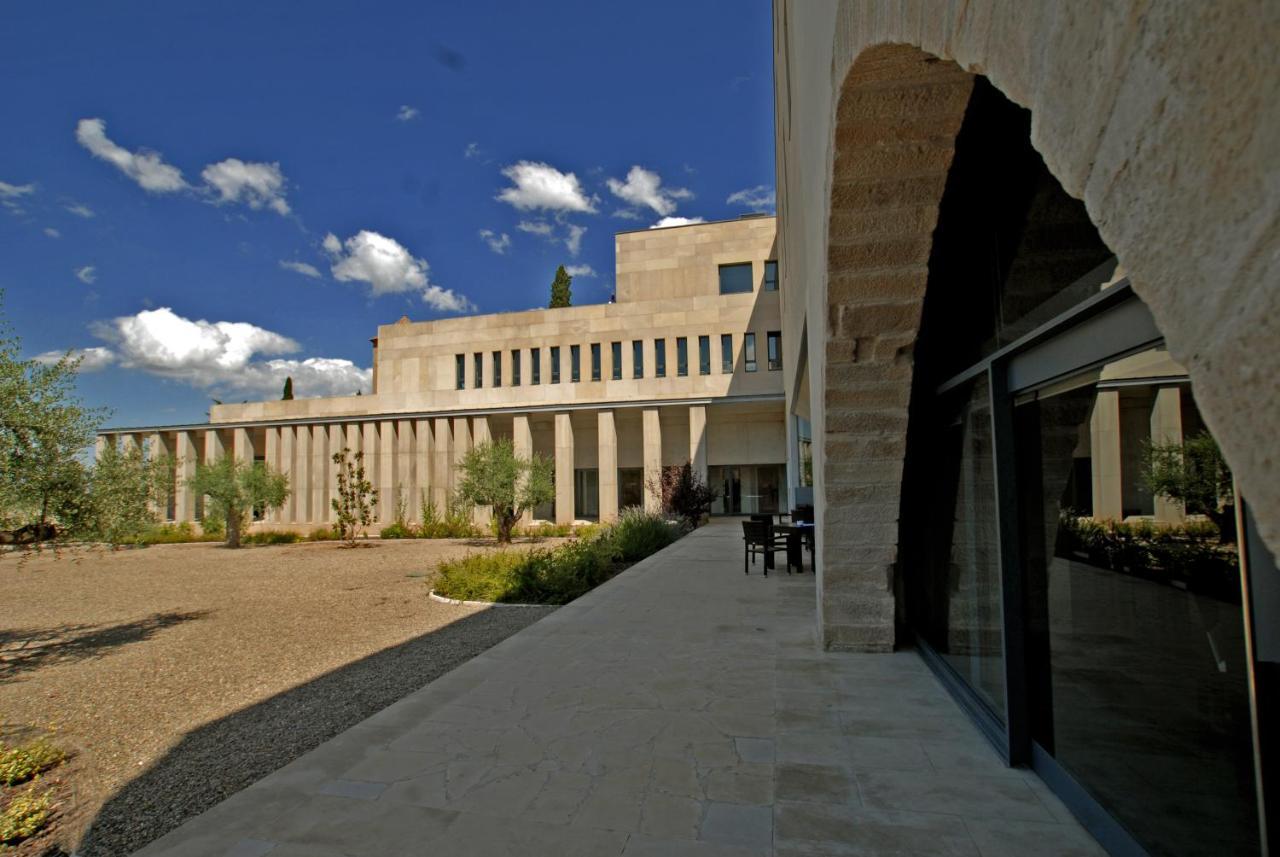 Hotel Hostatgeria De Poblet Exterior foto